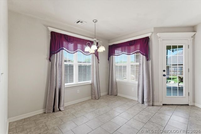12720 N 124th Place E, Collinsville, OK 74021