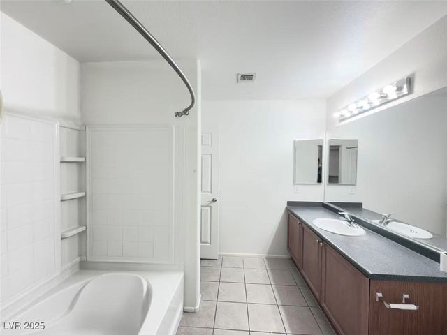 9133 Palatial Palette Court, Las Vegas, NV 89149