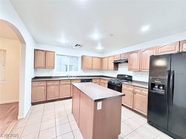 9133 Palatial Palette Court, Las Vegas, NV 89149