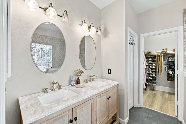 7104 Boysenberry Lane, Plano, TX 75074