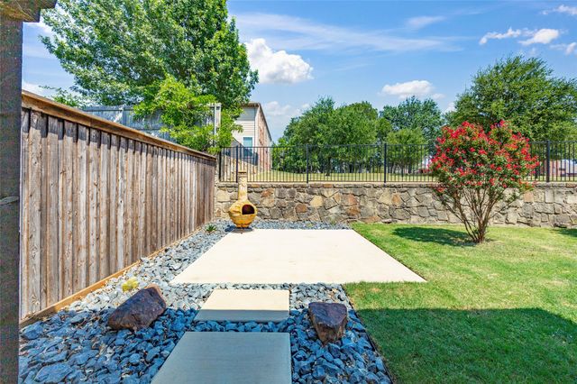 7104 Boysenberry Lane, Plano, TX 75074