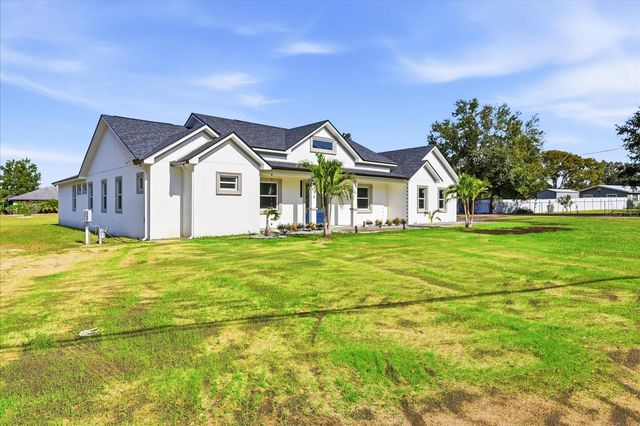 4210 THONOTOSASSA ROAD, Plant City, FL 33565