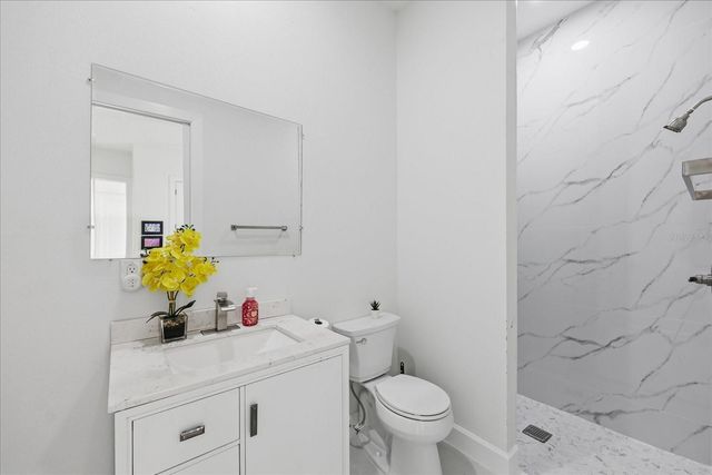 4210 THONOTOSASSA ROAD, Plant City, FL 33565