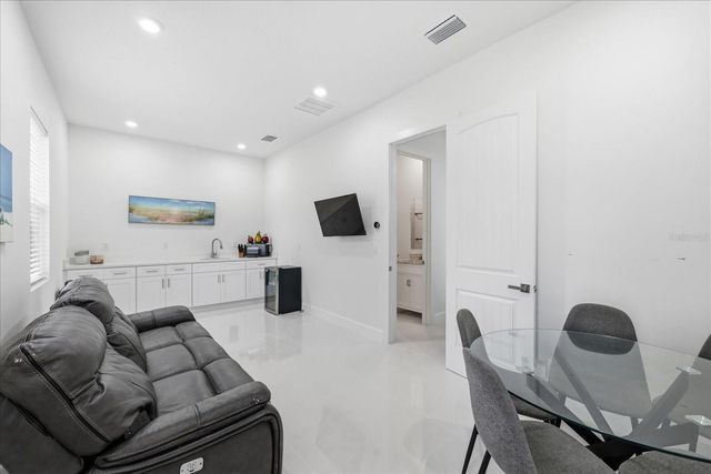 4210 THONOTOSASSA ROAD, Plant City, FL 33565