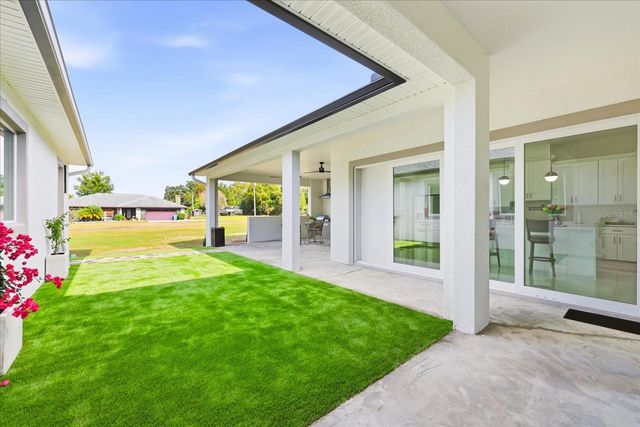 4210 THONOTOSASSA ROAD, Plant City, FL 33565