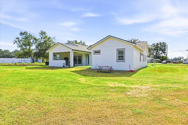 4210 THONOTOSASSA ROAD, Plant City, FL 33565