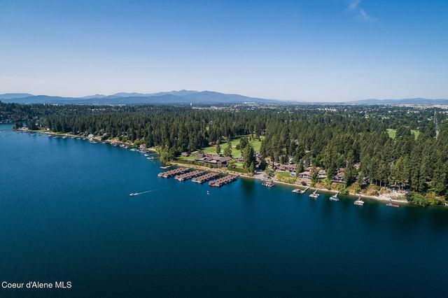 3207 E St James Ave, Hayden, ID 83835