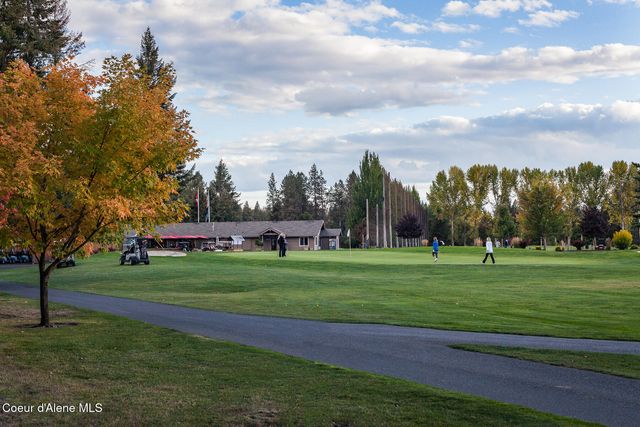 3207 E St James Ave, Hayden, ID 83835