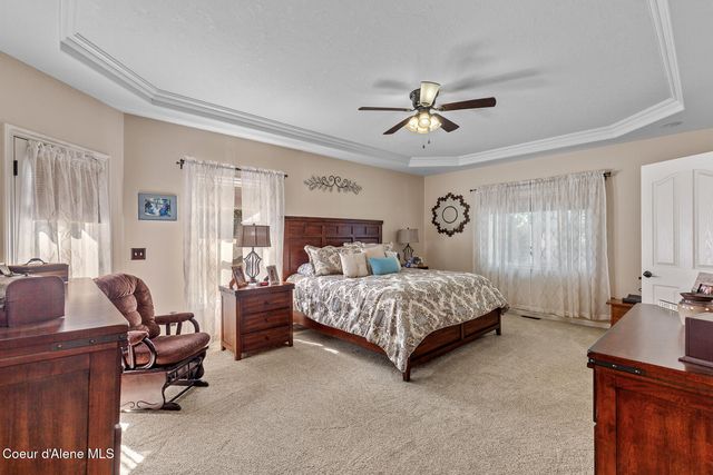 3207 E St James Ave, Hayden, ID 83835