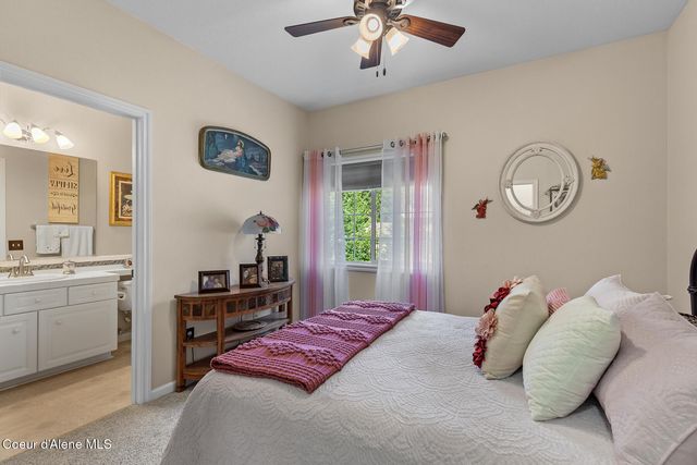 3207 E St James Ave, Hayden, ID 83835