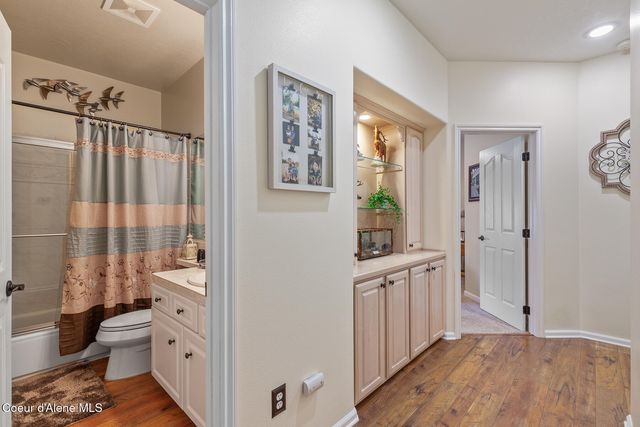3207 E St James Ave, Hayden, ID 83835