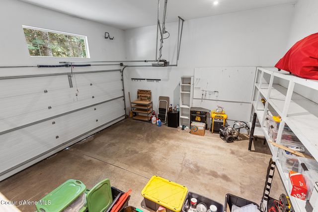 3207 E St James Ave, Hayden, ID 83835