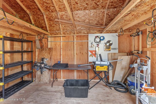 3207 E St James Ave, Hayden, ID 83835