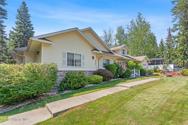 3207 E St James Ave, Hayden, ID 83835