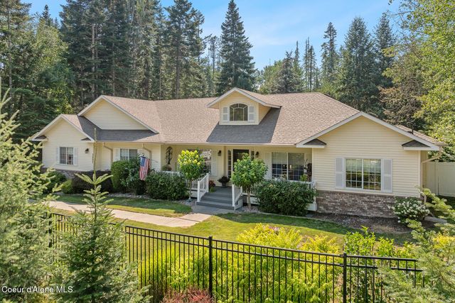3207 E St James Ave, Hayden, ID 83835