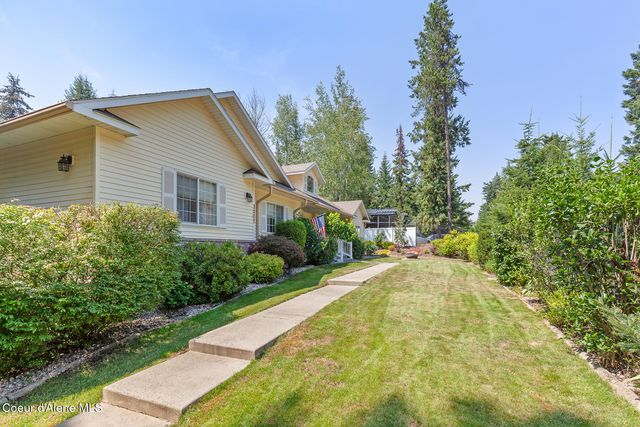 3207 E St James Ave, Hayden, ID 83835