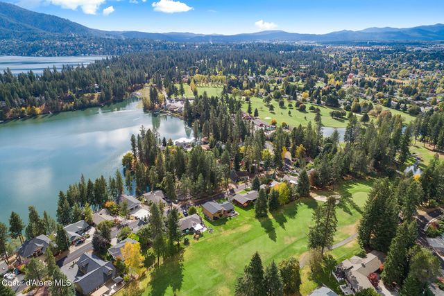 3207 E St James Ave, Hayden, ID 83835