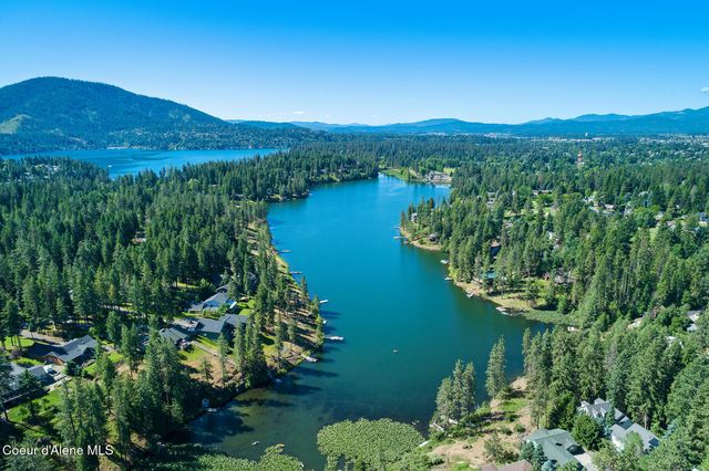 3207 E St James Ave, Hayden, ID 83835
