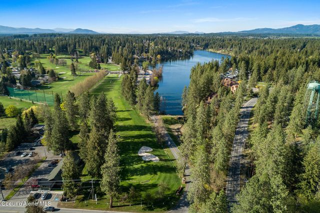 3207 E St James Ave, Hayden, ID 83835