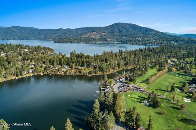3207 E St James Ave, Hayden, ID 83835