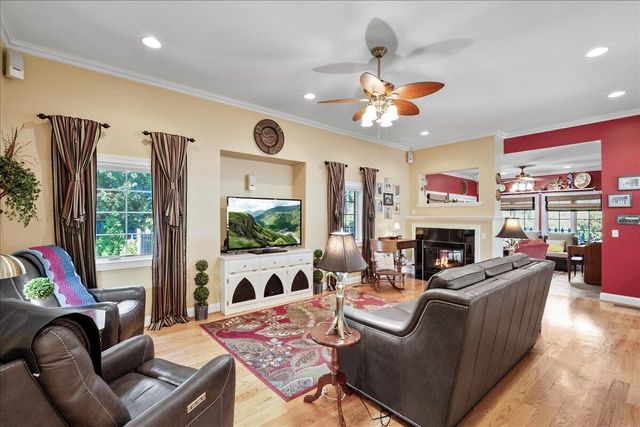 112 Bogie Lee Avenue, Frankfort, KY 40601