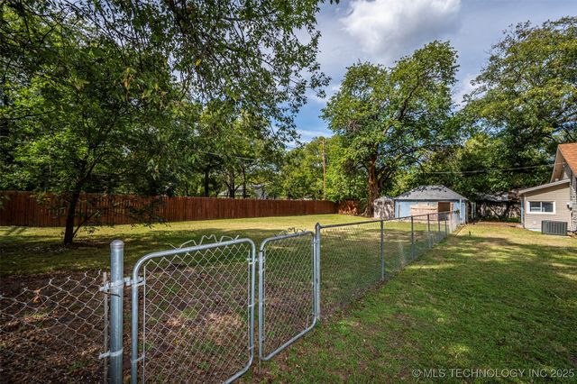 311 F Street NE, Ardmore, OK 73401