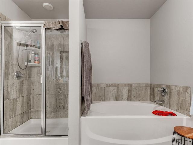 400 Parsons Drive, Yukon, OK 73099