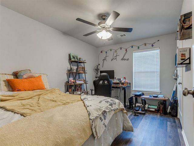 400 Parsons Drive, Yukon, OK 73099