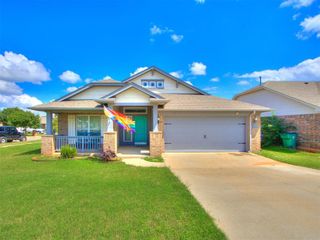 400 Parsons Drive, Yukon, OK 73099