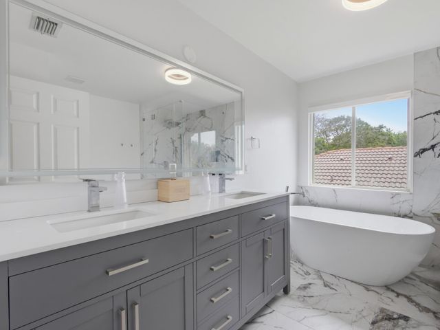 3767 Pebblebrook Manor, Coconut Creek, FL 33073