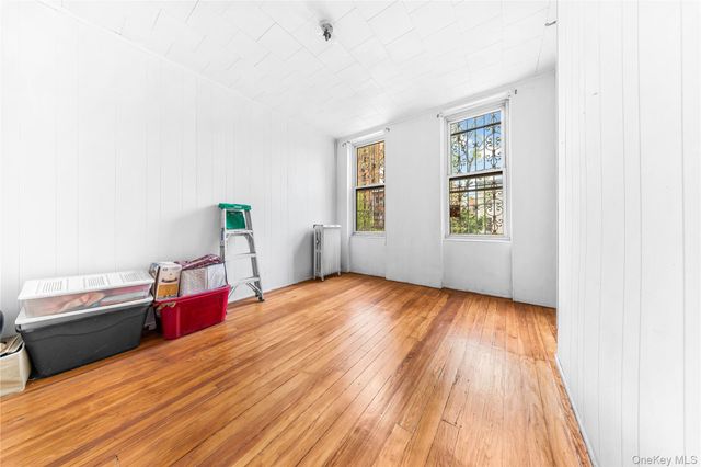 3217 46th Street, Astoria, NY 11103