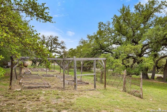 3657 Ranch Road 3232, Johnson City, TX 78636