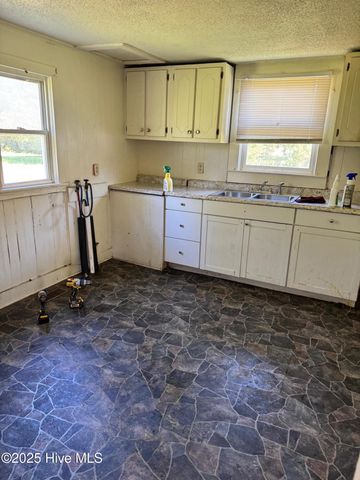 4270 High Street, Ayden, NC 28513