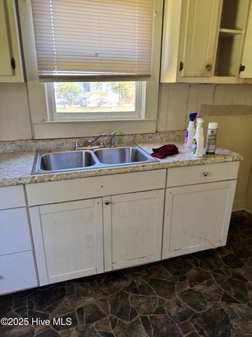 4270 High Street, Ayden, NC 28513