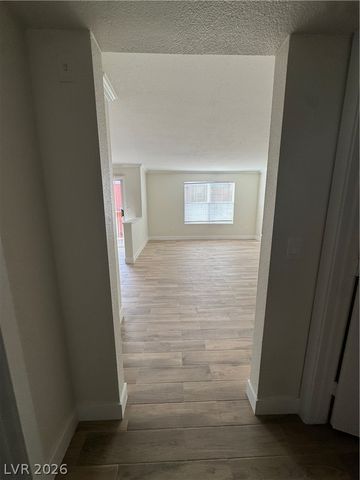 8101 West Flamingo Road 1040, Las Vegas, NV 89147