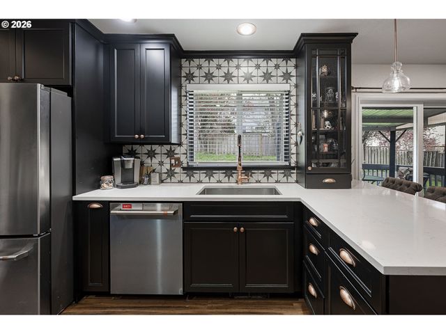 1321 Sw NAPOLEON Pl, Troutdale, OR 97060