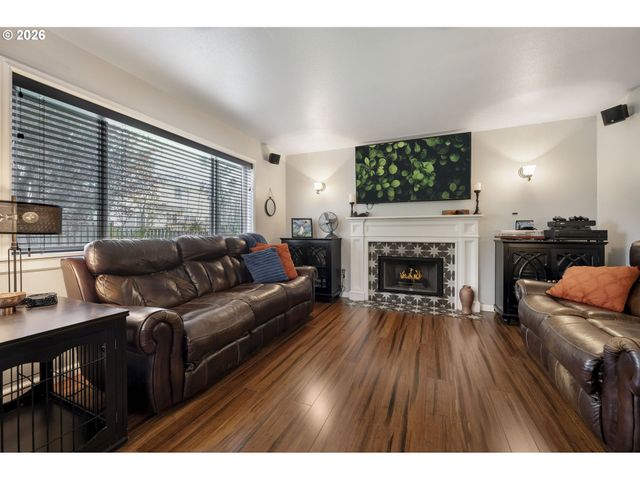 1321 Sw NAPOLEON Pl, Troutdale, OR 97060