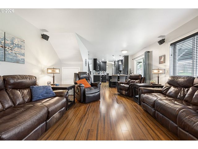 1321 Sw NAPOLEON Pl, Troutdale, OR 97060