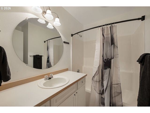 1321 Sw NAPOLEON Pl, Troutdale, OR 97060