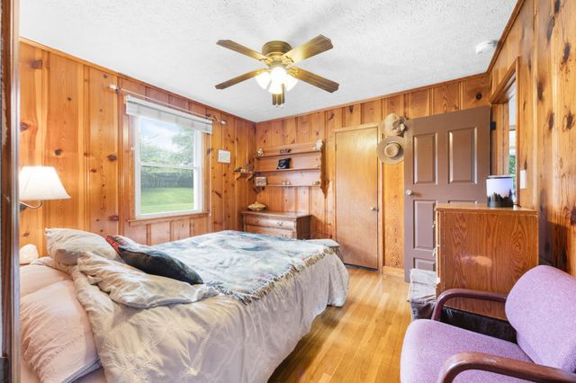 19 Garth Dr, Clarksville, TN 37040