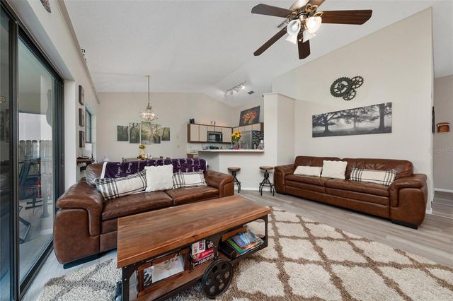 2425 PEWTER COURT, Orlando, FL 32837