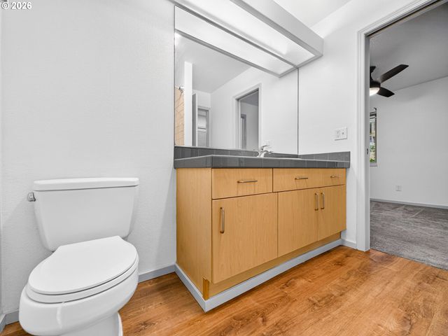 1535 Sw CLAY St 103, Portland, OR 97201