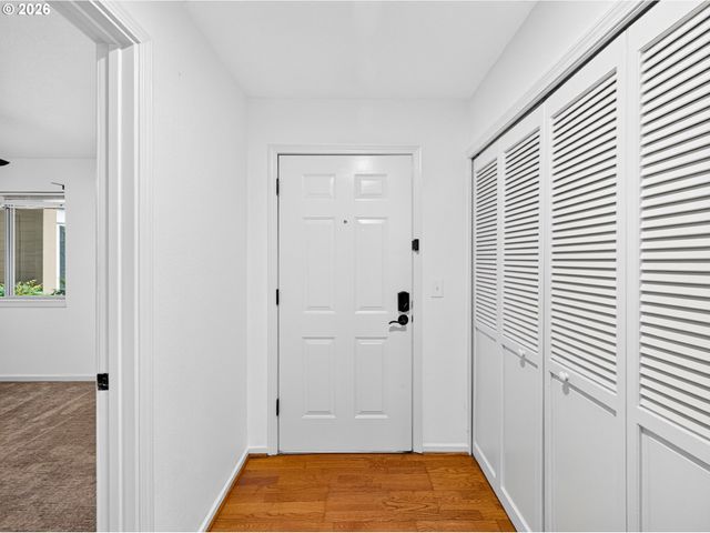 1535 Sw CLAY St 103, Portland, OR 97201