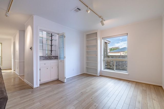 14131 Hillvale Drive, Houston, TX 77077