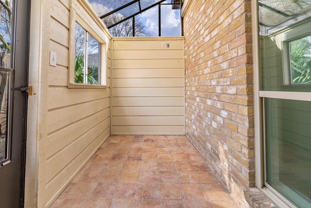 14131 Hillvale Drive, Houston, TX 77077