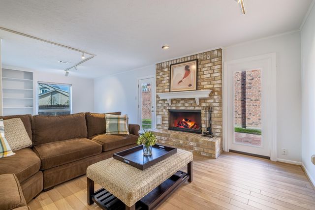 14131 Hillvale Drive, Houston, TX 77077