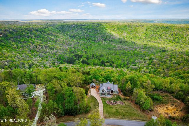 795 EASTRIDGE PASS, Monterey, TN 38574