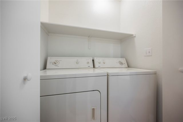 4960 Mascaro Drive, Las Vegas, NV 89122