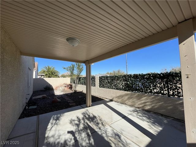 4960 Mascaro Drive, Las Vegas, NV 89122