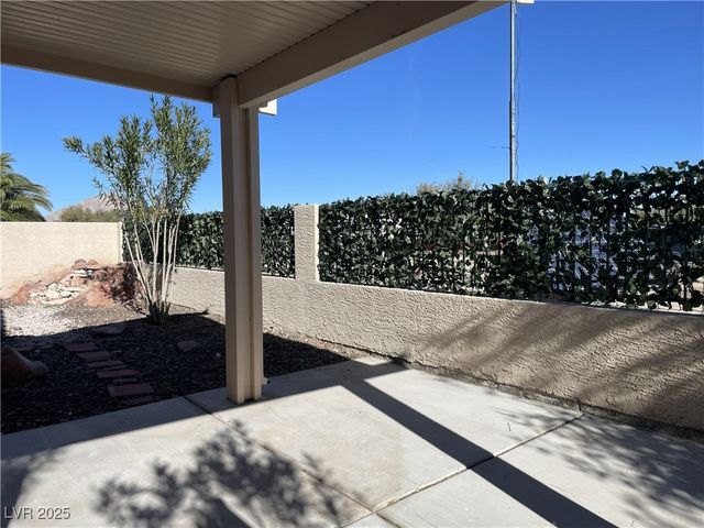 4960 Mascaro Drive, Las Vegas, NV 89122